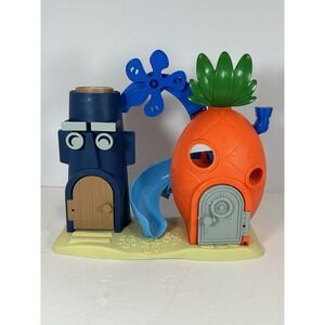 Spongebob Bikini Bottom Pineapple & Squidward Toy House Playset Mattel 2013